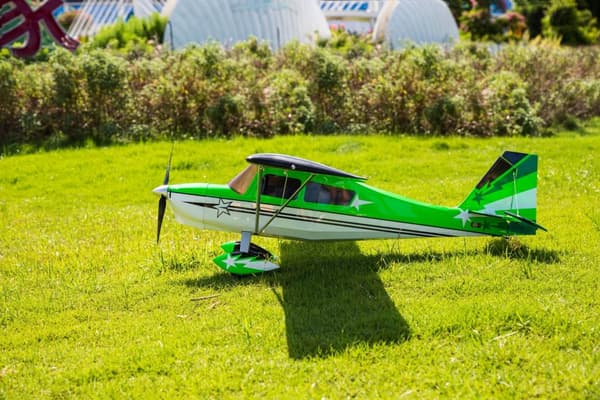 OMP Hobby Super Decathlon 55inch V2 Green PNP