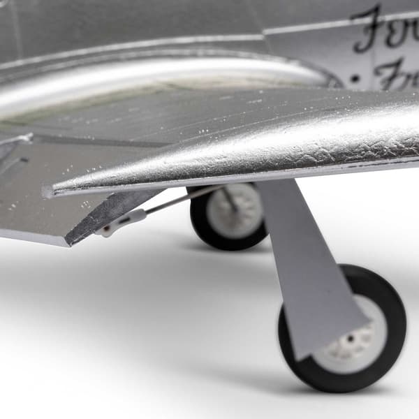 E-Flite P-51D Mustang 1m BNF w/AS3X & SAFE