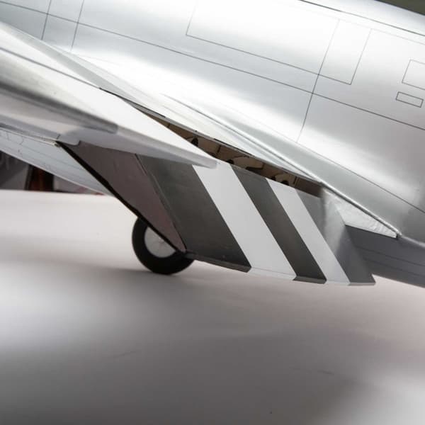 Hangar 9 P-47D Thunderbolt 20cc ARF