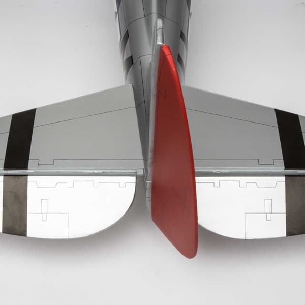 Hangar 9 P-47D Thunderbolt 20cc ARF