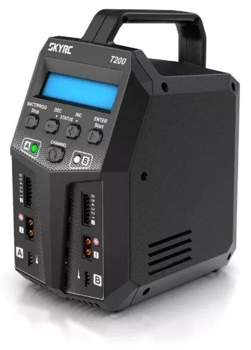 SkyRC T200 12 / 220V 2x100W Computeroplader Sort