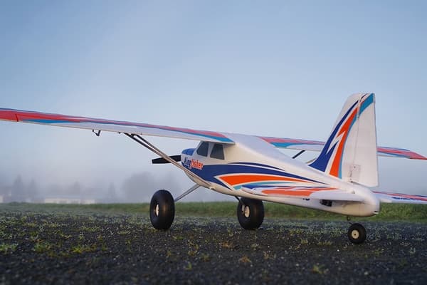 FMS Kingfisher 1400mm m/Ski/Floats - Gyro V2 PNP