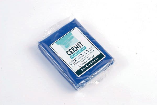 Cernit 275 Translucent 56g safirblå