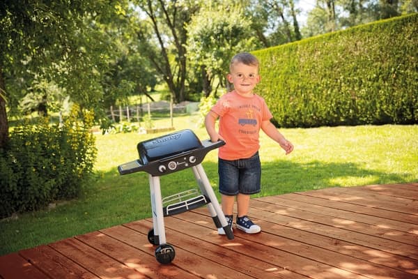 Smoby BBQ Grill -leikkigrilli