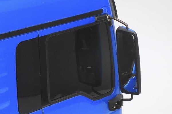 TAMIYA 1/14 Man TGX 26.540 6x4 XLX (Light Metallic Blue)