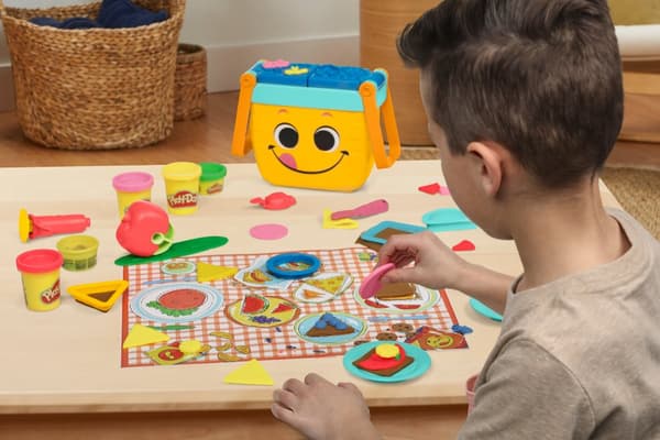 PLAY-DOH Playset Picnic Shapes Starter Set