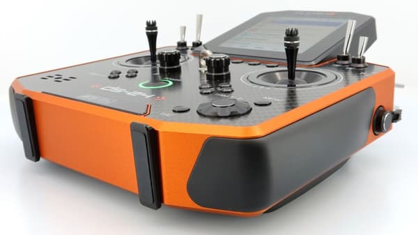 Jeti Duplex DS-24 II Transmitter - Carbon Line Ora