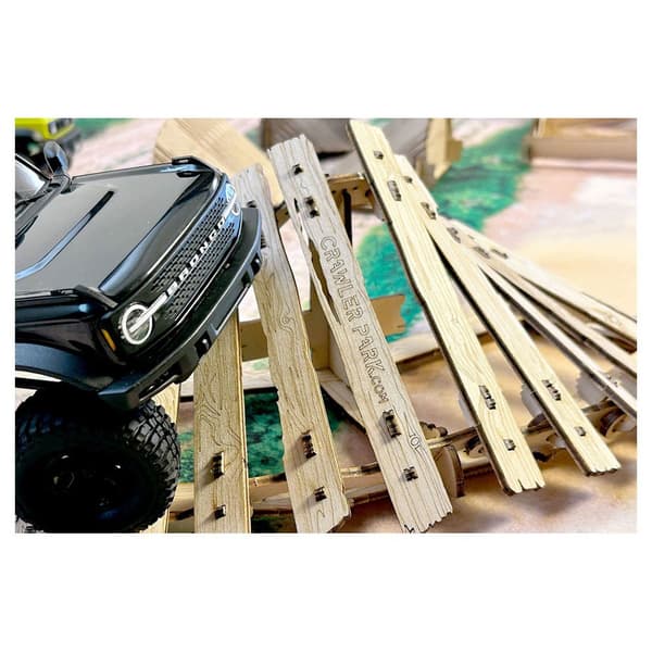 Crawler Park Esteet Rc:lle Welcome Kit 5 1/24 & 1/18 Kultainen