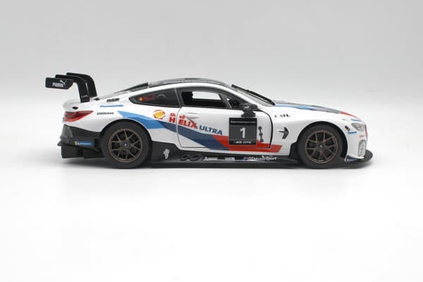 RASTAR R/C 1:18 car model BMW M8 GTE, 97200
