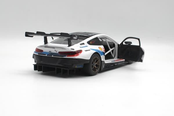 RASTAR R/C 1:18 car model BMW M8 GTE, 97200