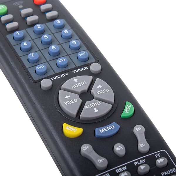 Yleiskaukosäädin - TV, DVD, videonauhuri ja paljon muuta!