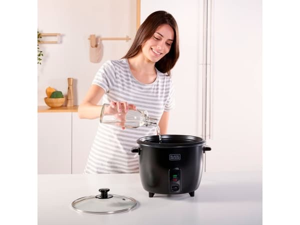 Black & Decker BXRC1800E, Black, 1.8 L, Buttons, 700 W