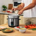 Miniatyrbild 5 av 5: Cecotec 1.8-litre capacity rice cooker, 700 W power and stainless-steel body.