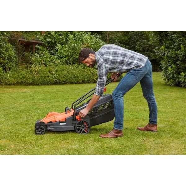 BLACK & DECKER Gräsklippare 38cm 1600W - Handtagscykel BEMW471BH