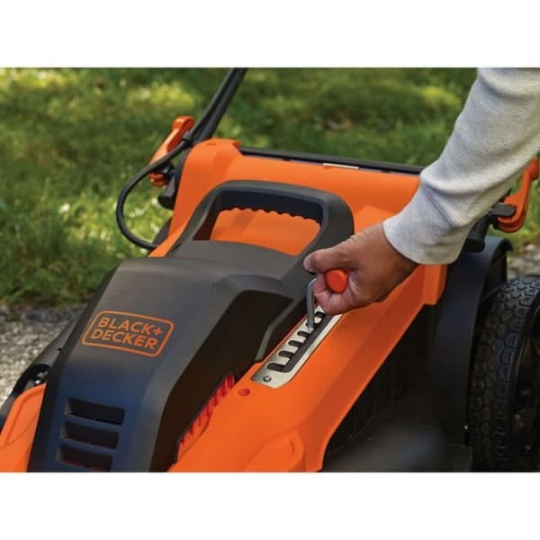 BLACK &amp; DECKER Elektrisk gräsklippare 48cm 2000W Mulching