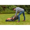 Miniatyrbild 4 av 6: BLACK &amp; DECKER Gräsklippare 42cm 1800W - Handtagcykel BEMW481BH