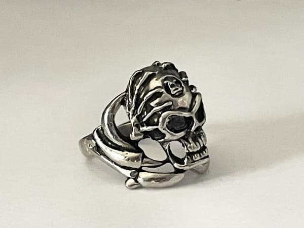 Cool Silver Ring med en Döskalle / Dödskalle - Stl 20