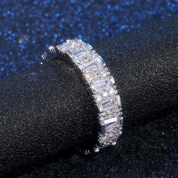 Handgjord 925 silverpläterad ring med zircon för kvinnor diamant