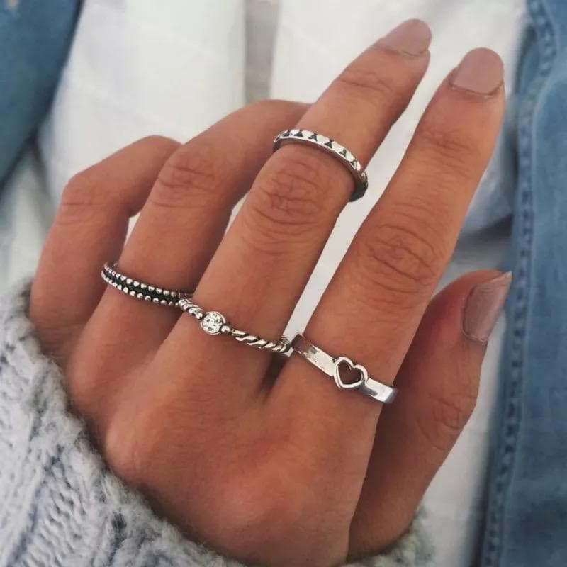 4-pack Boho Silver Ringar - Olika Mönster, Hjärta & Rhinestone