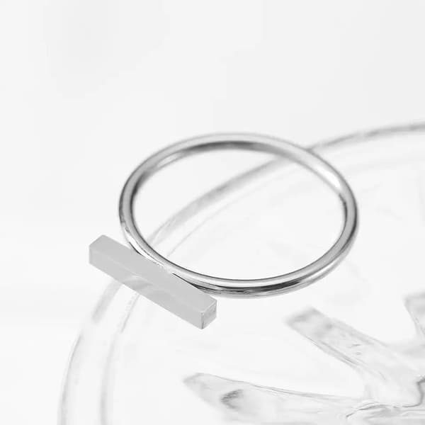 Minimalistinen sormus kultaa tai hopeakullattua ruostumatonta terästä 6 Silver