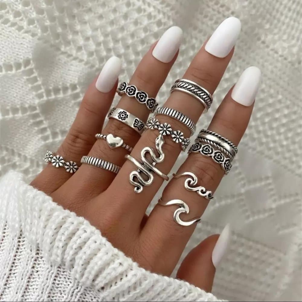 13-pack Boho Silver Ringar - Orm, Hjärta, Blomma & Olika Mönster