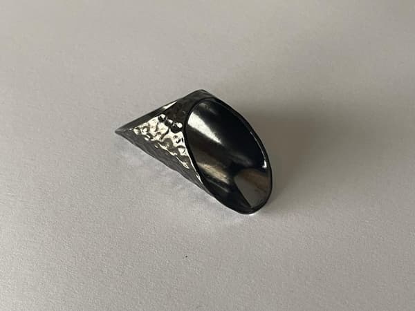 Oversize Oxiderat Silver Ring med Stenar & Text - HOPE -Stl 18,5