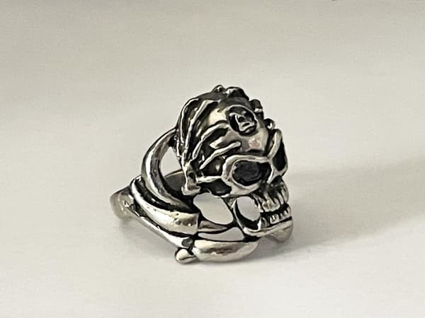 Cool Silver Ring med en Döskalle / Dödskalle - Stl 21