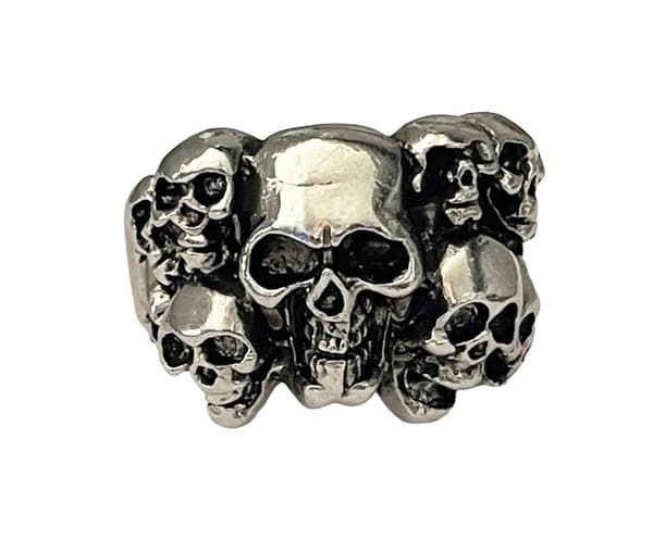 Cool Silver Ring med flera Döskallar / Dödskallar - Stl 20