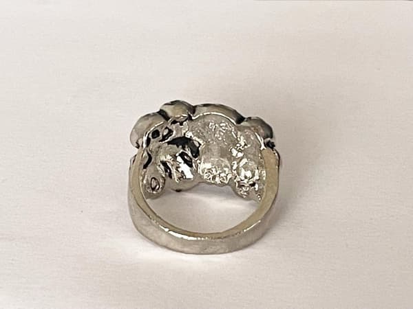 Cool Silver Ring med flera Döskallar / Dödskallar - Stl 21