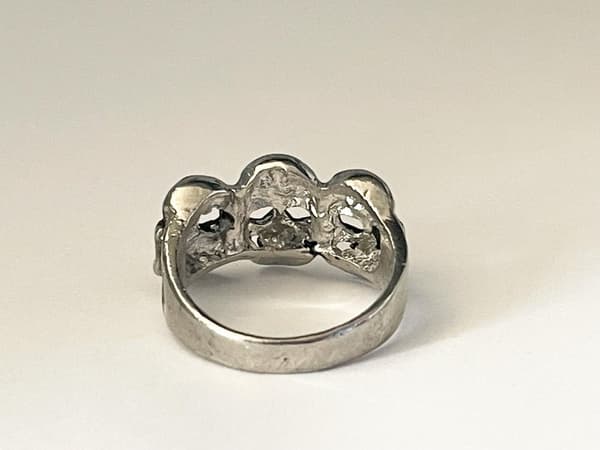 Cool Silver Ring med 3 st Döskallar / Dödskallar - Stl 20,5