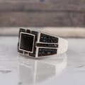 Miniatyrbild 1 av 5: Sterling silver ring äkta svart sten orientalisk klackring för män