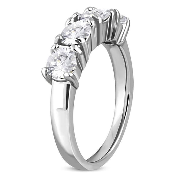 Ring med 4 klara Cubic Zircon Rostfritt stål  316L - Stl 17,32