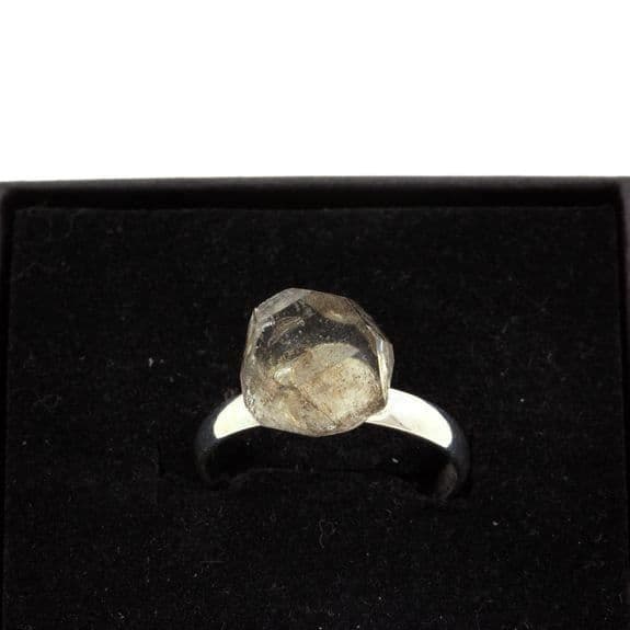 Ring - ABIJOUX - rå petroleumskvarts - justerbar storlek - 9,82 ct - Unisex