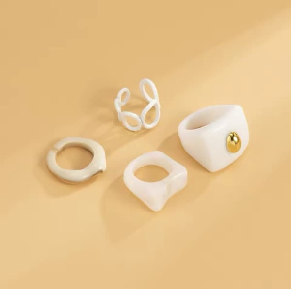 4-pack Boho Ringar i Olika Mönster & Utföranden i Vitt, Beige & Guld