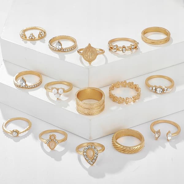 Guldfärgad RETRO PUNK BOHO RINGSET 84