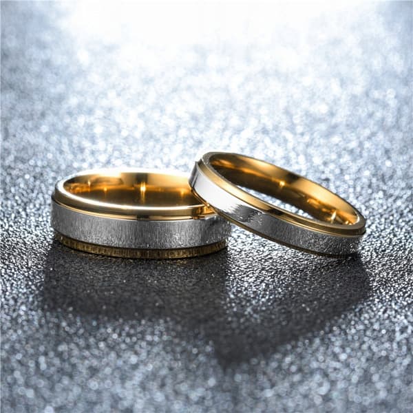 VIHKISORMUKSET TERÄSsormus 4mm 316L koko 22