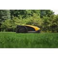 Miniatyrbild 2 av 6: STIGA En 1500 autonom robotgräsklippare - 1500m²