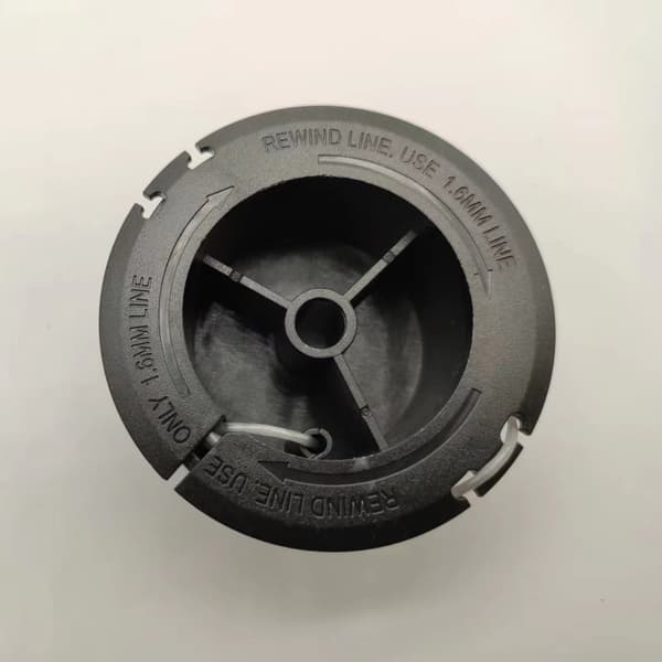 INF Reservespole med trimmertråd for Bosch Universal GrassCut 18-26 Sort