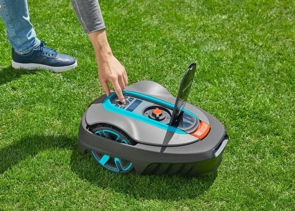 Gardena Robotplæneklipper smart SILENO city 400 m²
