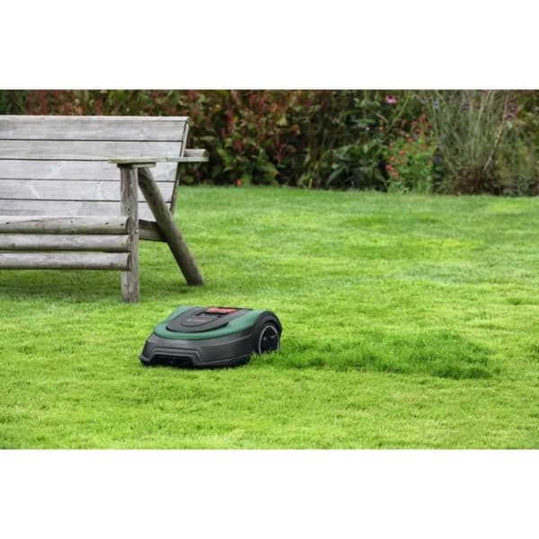 BOSCH robotgräsklippare - Indego M 700 - Batteridriven - Självgående - 19 cm - Robotgräsklippare