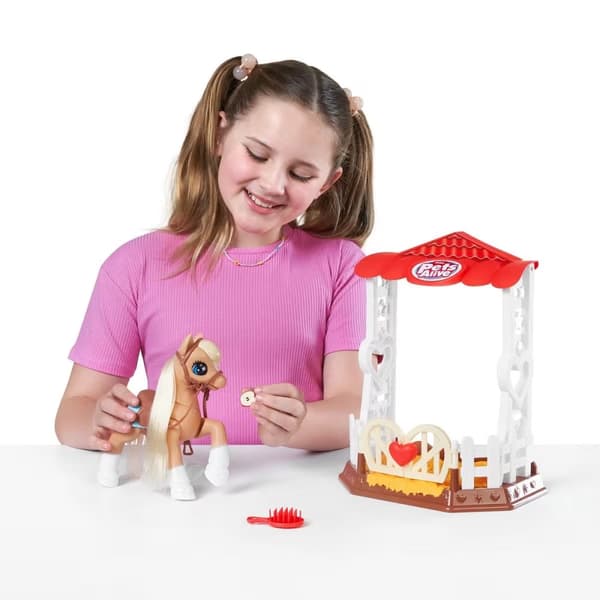 Pets Alive - My Magical Pony & Stable