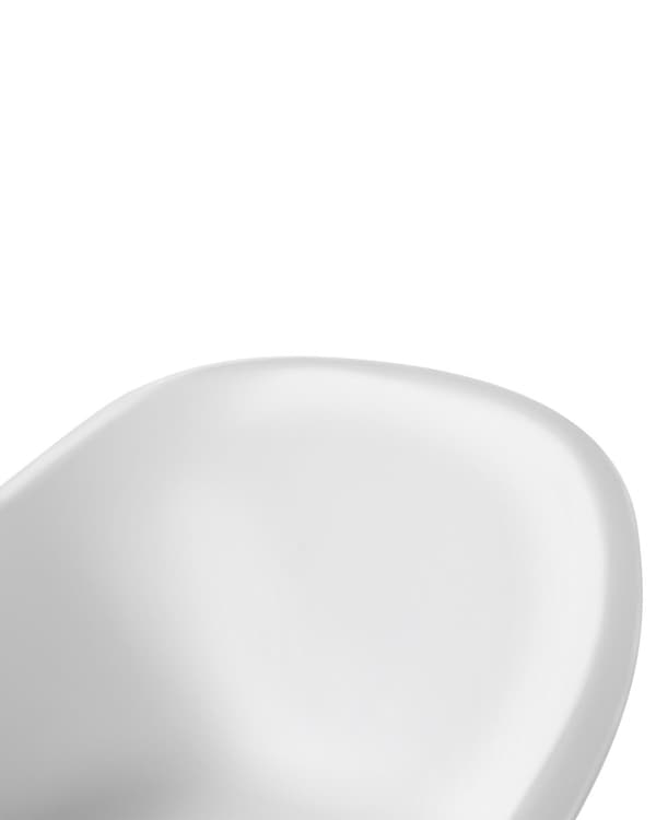 Keinutuoli valkoinen 56 x 73 x 82 cm muovi pyökkipuu metalli helppohoitoinen kestävä moderni