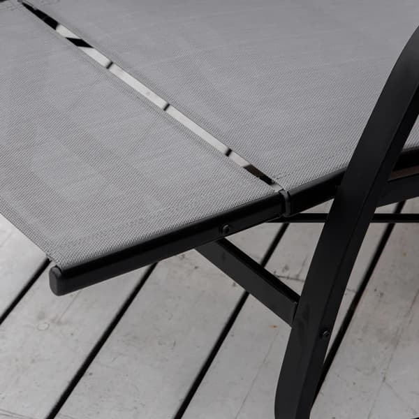 Rootz gyngestol - Gyngestol med ryglæn - Fodstøtte - Justerbar - Haveseng - Gyngestol - Kan holde op til 160 kg - Tekstlinje - Grå - 90 x 64 x 96,5 cm
