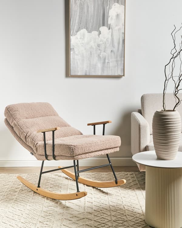 Gyngestol beige boucle polstring metal og gummi træben tilbagelænet ryglæn lounge