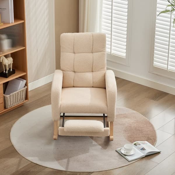 Teddy-gungstol i beige sammet – Fåtölj med massiv träram, metallben och ...