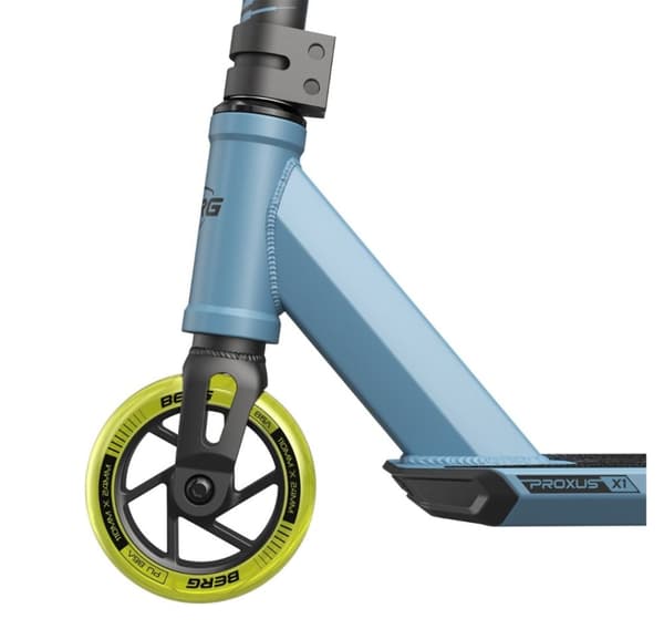 Berg Proxus X1 scooter