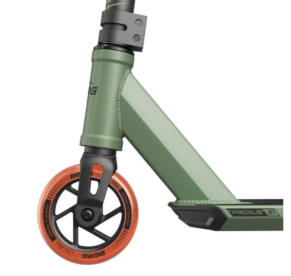 Berg Proxus X1 scooter