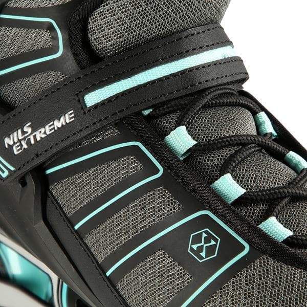 NA14217 BLACK MINT STORLEK 42 NILS EXTREME rullskridskor