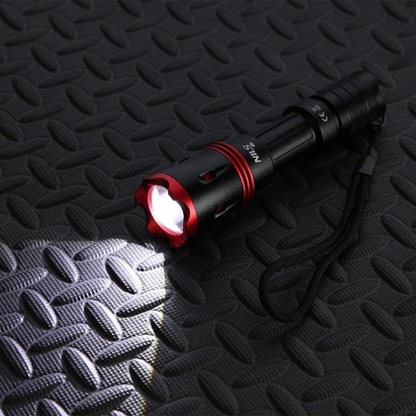 NC0004 LED Lommelygte 1000LM NILS CAMP