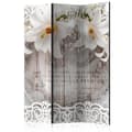 Miniatyrbild 1 av 4: Rumsavdelare - Lilies And Quilted Background - 3 Delar